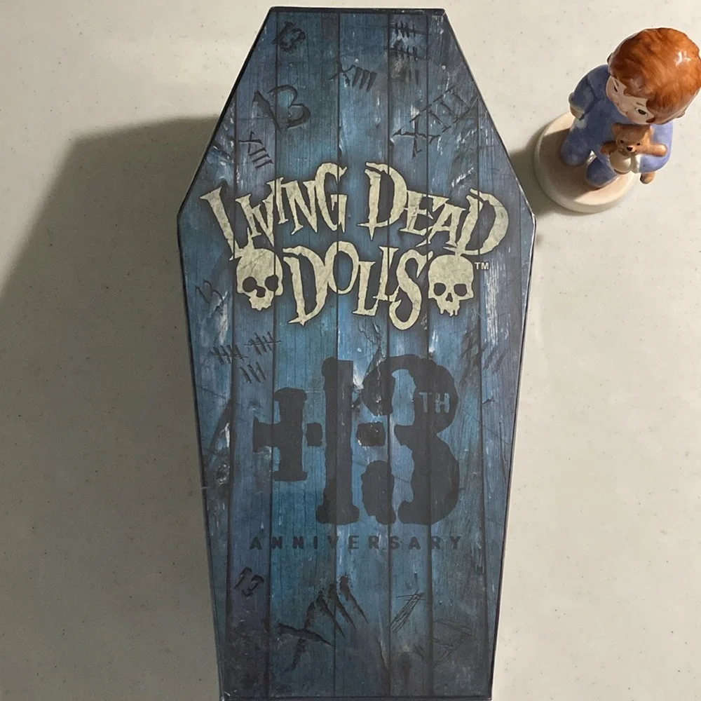 Living Dead Dolls Eggzorcist (13th Anniversary )